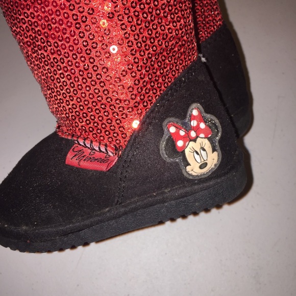 🔴SOLD🔴 Minnie Mouse Boots 🎀 - Picture 2 of 4